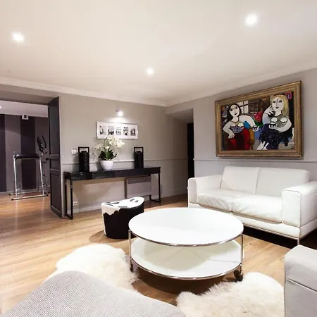 Hostnfly - Splendid Luxurious Apt At The Eiffel Tower Apartmán Paříž